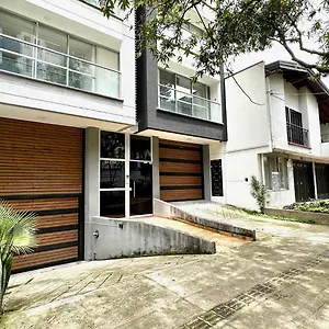  Aparthotel Moderno En Conquistadores, Excelente Ubicacion Colombia