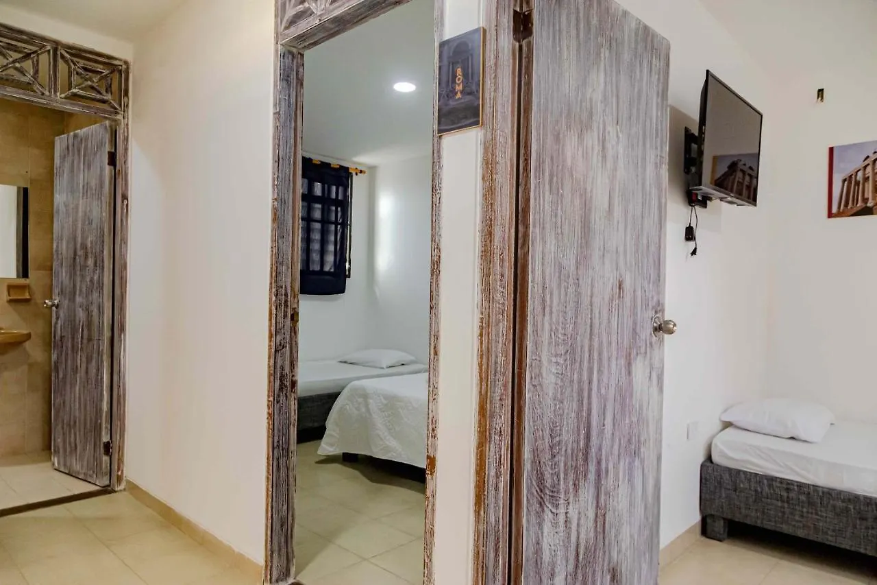 Luna Cartagena Airport Hotel