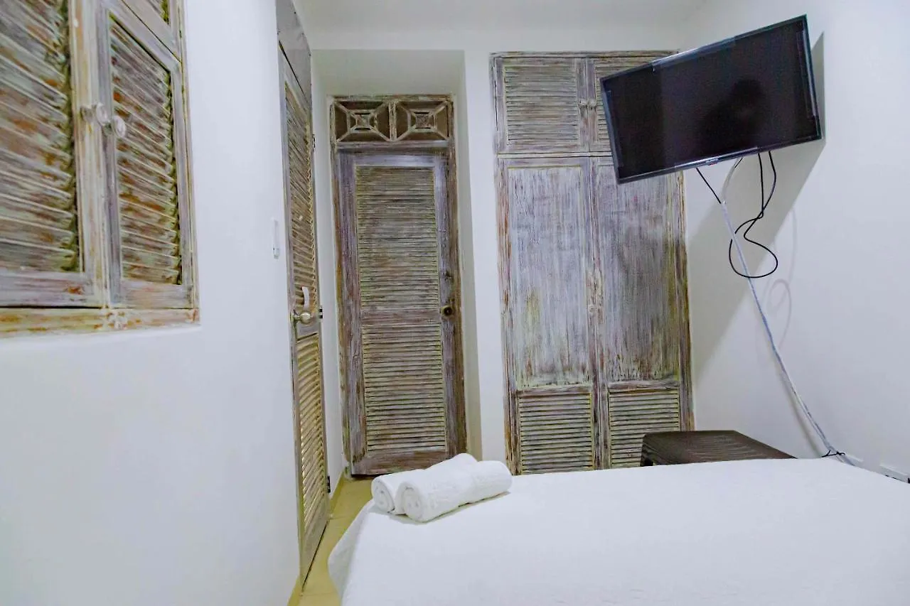 Luna Cartagena Airport Hotel